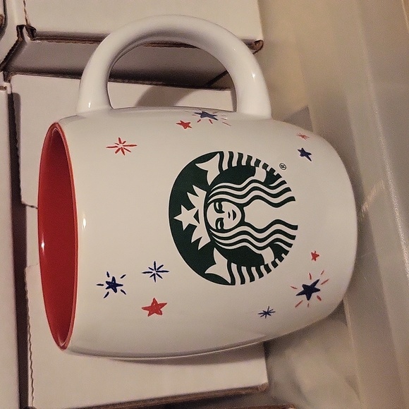 Starbucks Disney Mickey Mouse America Heart 12 oz Coffee Cup Mug - Picture 2 of 3